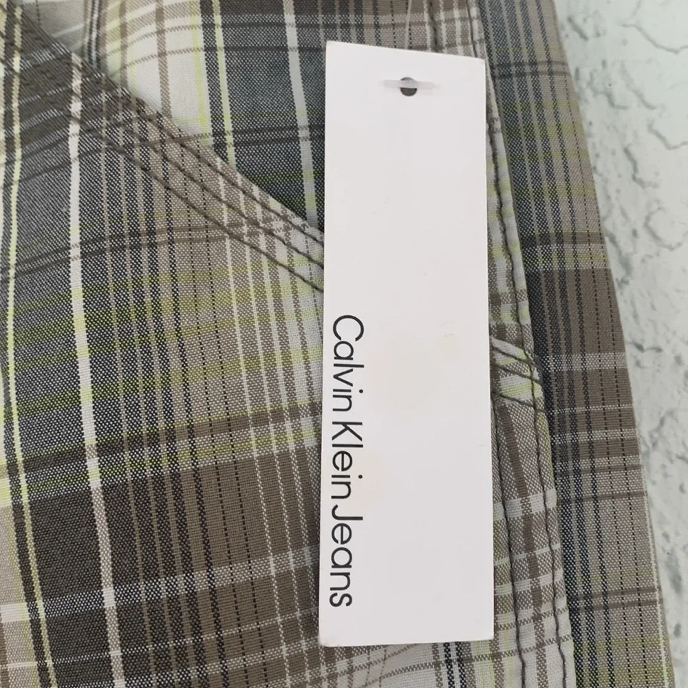Calvin Klein Boys Plaid Cargo Shorts  size 10 - Picture 5 of 10